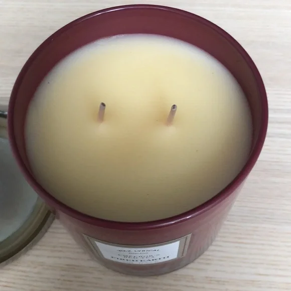 Emperor's Red Tea Candle - Picture 2 of 5